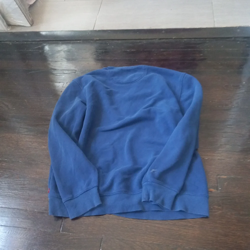 Izod Mens Sweater Size Large Color Blue Logo Casual Comfort Outdoors Cozy.